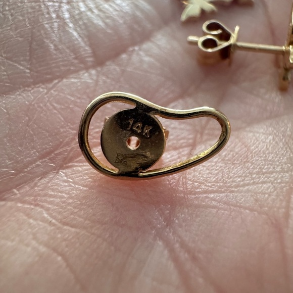 14k Gold and Diamond Butterly Crawlers - SOLD AS A PAIR. - Picture 8 of 10